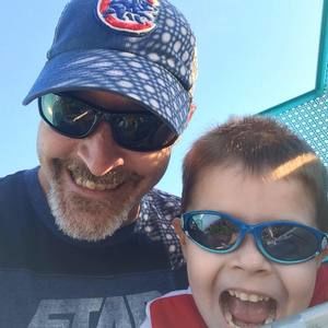 Meet your Posher, Gregory